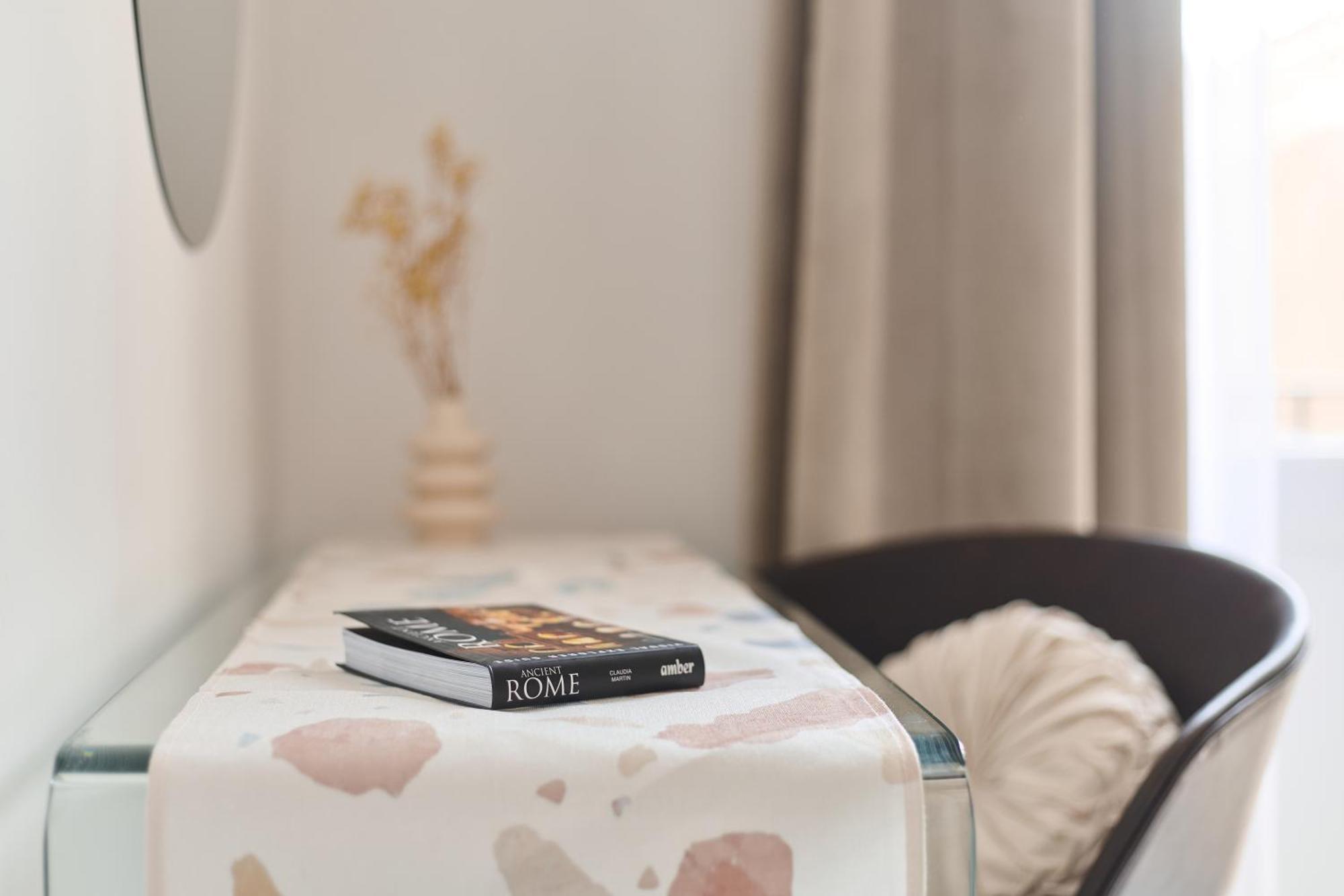 Labi Home Colossevm Rom Eksteriør billede